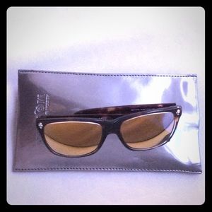 Alexander McQueen Sunnies with case